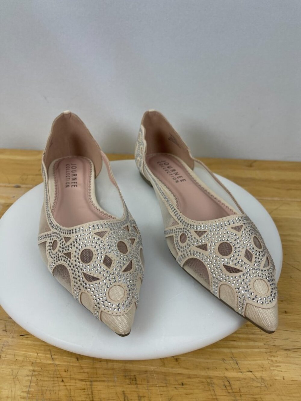 Journee Collection Batavia Nude Flats Womens 9W Rhinestone Pointed Toe